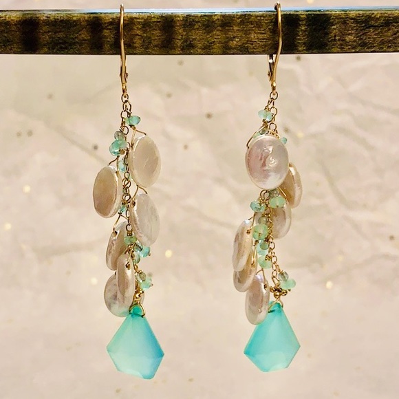 14K YELLOW GOLD HANDMADE LEVERBACK EARRINGS - Picture 2 of 2